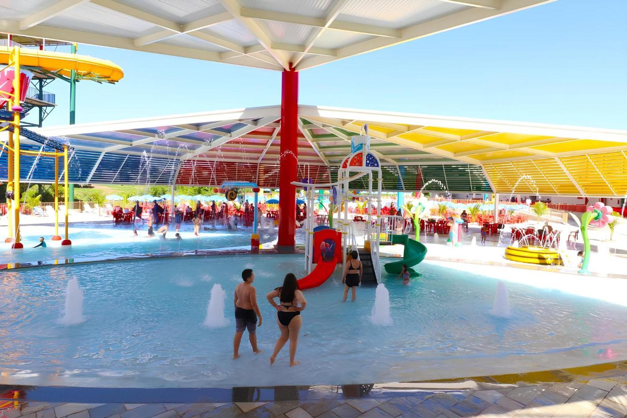 Apartament Piazza Diroma Com Acesso Ao Acqua Park Caldas Novas Zewnętrze zdjęcie